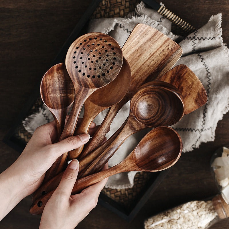 TEAKCRAFT – Natural teak kitchen utensils set with heat resistance and rustic elegance