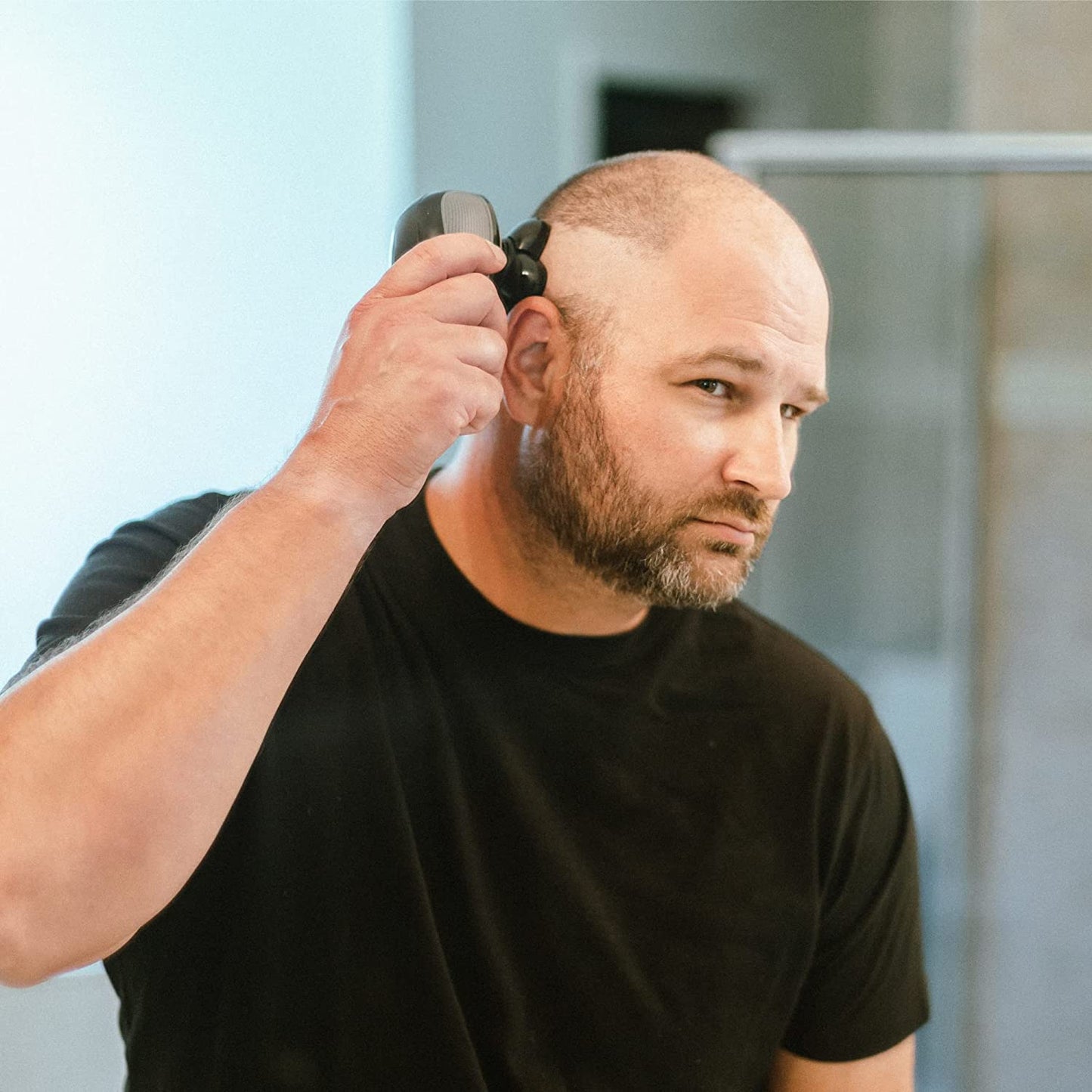 SMOOTHTRIM – Flexible 5-in-1 trimmer for a smooth shave & perfect care