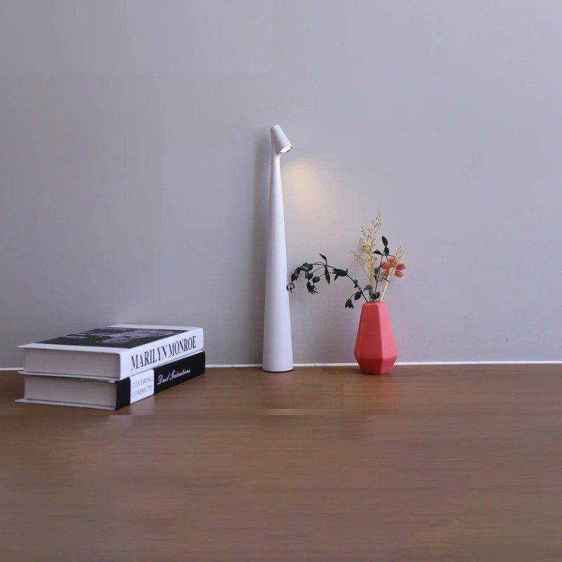 Atmos LED Metalen Tafellamp - Draadloos Oplaadbaar Licht met Dimbare Warm Witte LED | Draagbare Binnen- & Buitenverlichting
