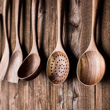 TEAKCRAFT – Natural teak kitchen utensils set with heat resistance and rustic elegance